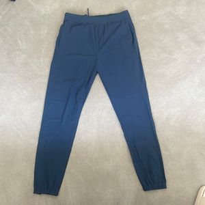 Men’s athletic joggers